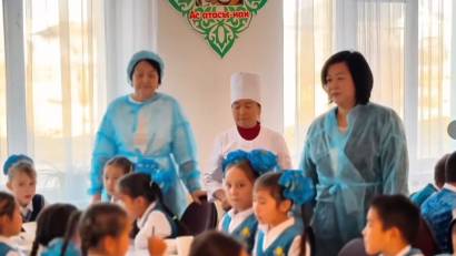 Ш.Қалдаяқов атындағы мектеп-гимназияда оқушыларды ыстық тамақпен қамту жүйелі жүргізілуде 